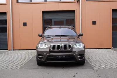 BMW X5 xDrive 30d — SUV 7 places diesel, équipement premium et fiabilité confirmée — côté
