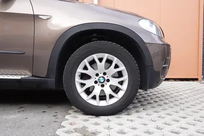 BMW X5 xDrive 30d — SUV 7 places diesel, équipement premium et fiabilité confirmée — tableau de bord