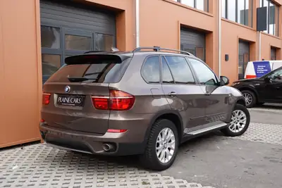 BMW X5 xDrive 30d — SUV 7 places diesel, équipement premium et fiabilité confirmée — Miniature 7