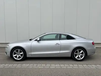 Audi A5 2.0 TFSI — Coupé sportif 180 ch, entretien à jour — côté