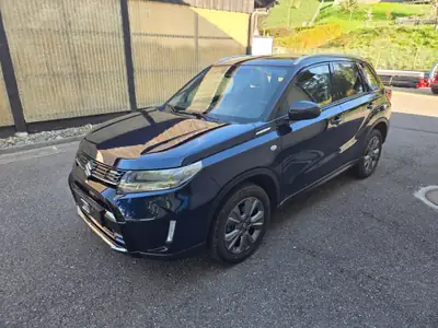 Suzuki Vitara 1.5B Hybrid 4x4 — SUV compact hybride, faible kilométrage et équipé hiver — vista esterna