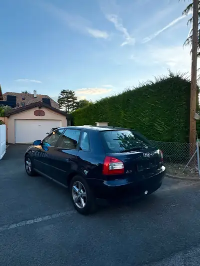 Audi A3 1.8 20V Turbo 180 — Compacte sportive de 2001, fiable et dynamique — arrière