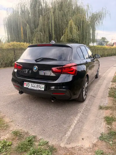 BMW M140i xDrive — Berline sport dynamique, 340 ch et transmission intégrale — intérieur
