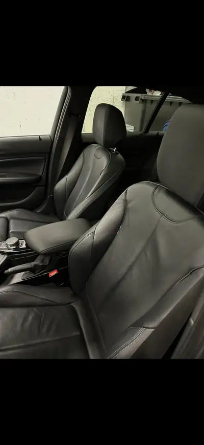 BMW M140i xDrive — Berline sport dynamique, 340 ch et transmission intégrale — détail
