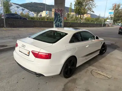 Audi A5 Coupé 3.0 V6 TDI Quattro — Élégance sportive et moteur puissant — arrière