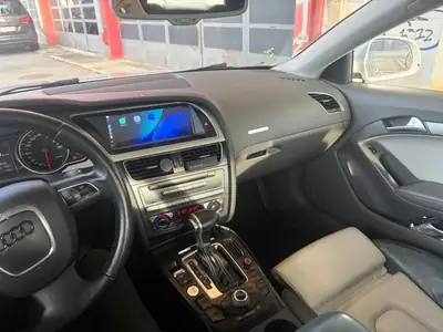 Audi A5 Coupé 3.0 V6 TDI Quattro — Élégance sportive et moteur puissant — tableau de bord