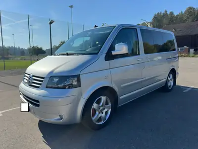 VW T5 Multivan — Monospace 7 places diesel robuste, sans accident — vue extérieure