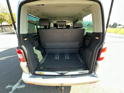 VW T5 Multivan — Monospace 7 places diesel robuste, sans accident — détail