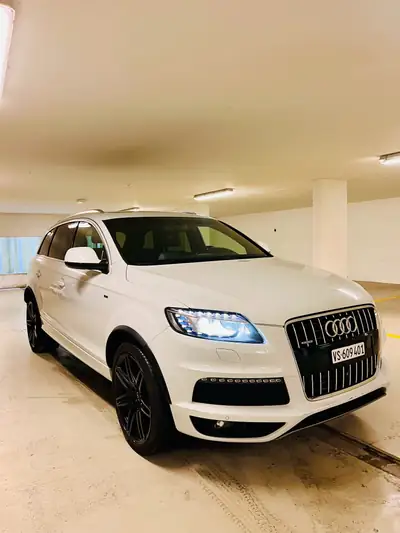 Audi Q7 4.2 V8 TDI quattro — SUV 7 places premium, motorisation puissante et fiable — arrière