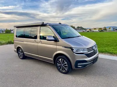 VW T6.1 California Ocean 2.0 TDI 150 — Camping-car premium, 49'000 km seulement — vue extérieure
