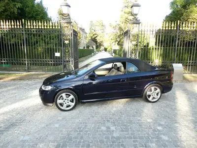 Opel Astra 2.0i Turbo Cabriolet — Roadster sportif rare, 200 ch et équipements premium — Seitenansicht