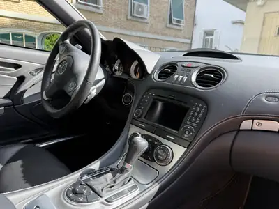 Mercedes-Benz SL 350 V6 Sport — Cabriolet légendaire, état impeccable, 65'000 km — arrière