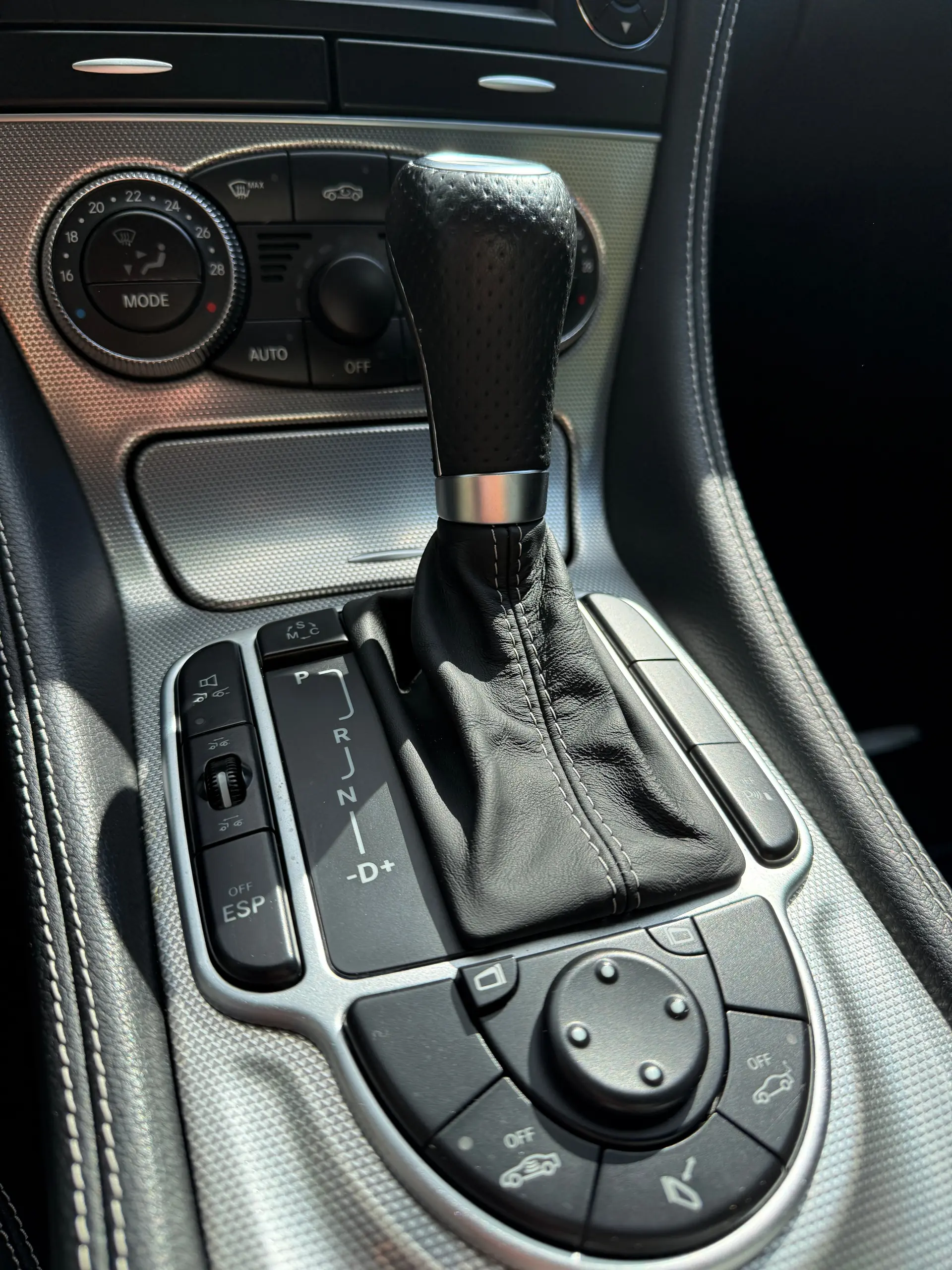 Mercedes-Benz SL 2009 occasion Zürich — 4