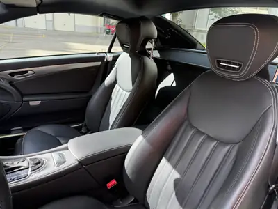 Mercedes-Benz SL 350 V6 Sport — Cabriolet légendaire, état impeccable, 65'000 km — détail