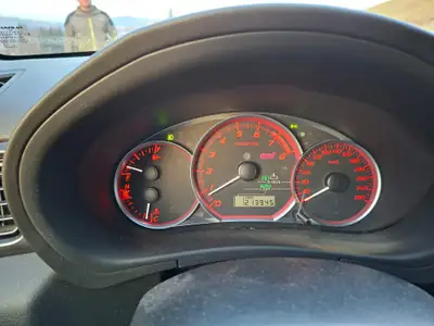 Subaru WRX STI 2011 — Berline sportive intégrale, 301 ch dynamiques — Innenraum