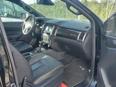 Ford Ranger 2.0 EcoBlue 4x4 Wildtrak — Pick-up polyvalent, frais d'entretien inclus — détail