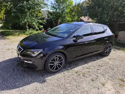 SEAT Leon 1.5 TSI — Berline dynamique, historique complet, MFK frais — vue extérieure