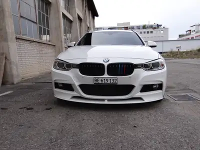 BMW 328i xDrive — Break sportif M-Sport, impeccable et prêt à l'emploi — Detail