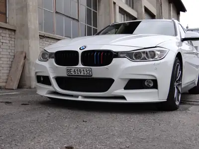 BMW 328i xDrive — Break sportif M-Sport, impeccable et prêt à l'emploi — Armaturenbrett