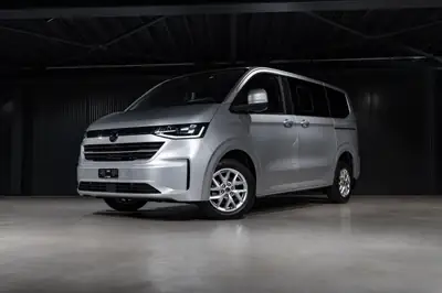 VW Caravelle 2.0 TDI Style — Monospace 8 places, faible kilométrage et équipé — vue extérieure