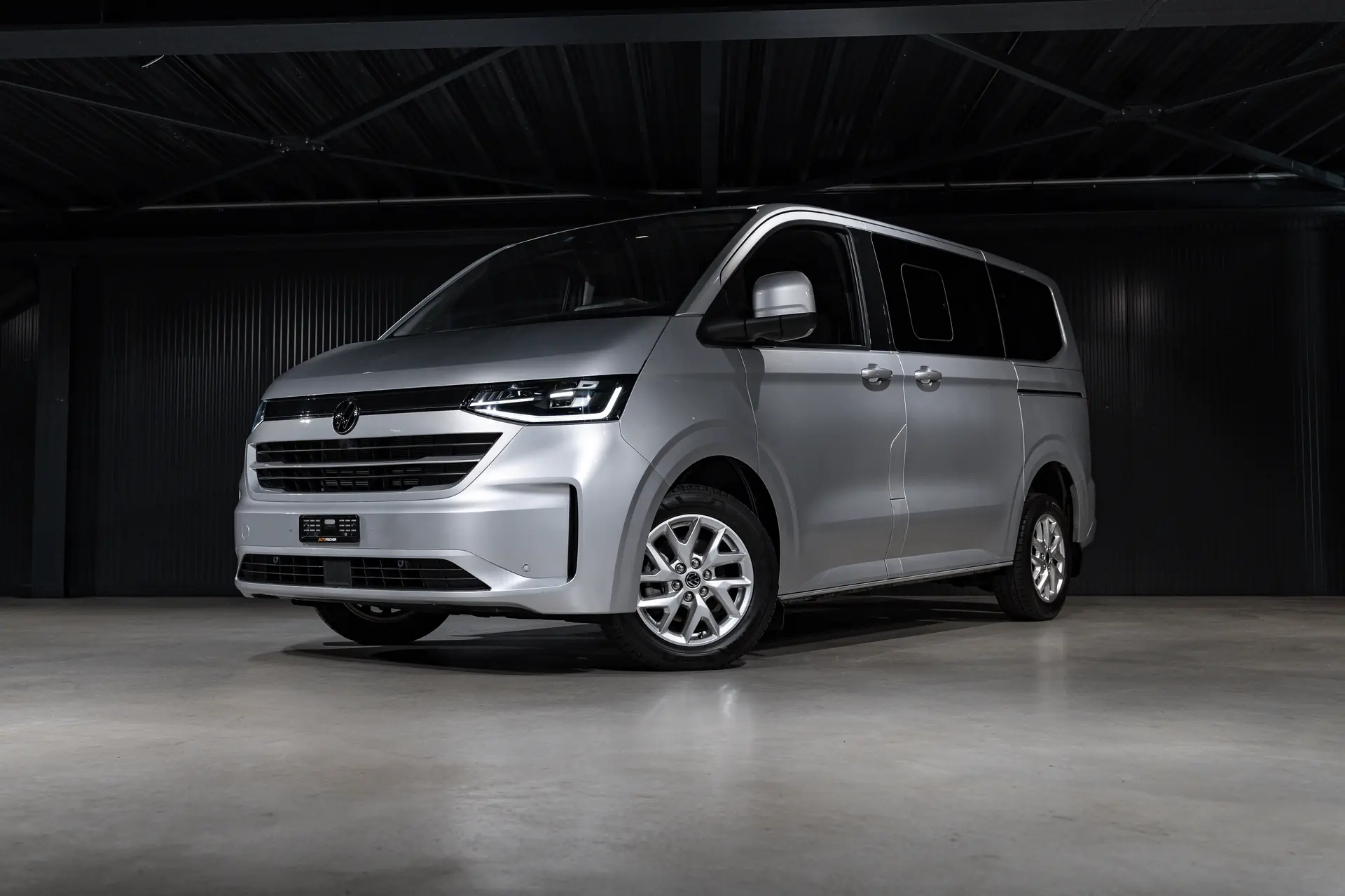 VW Caravelle 2.0 TDI Style — Monospace 8 places, faible kilométrage et équipé
