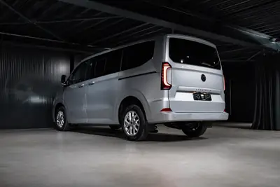 VW Caravelle 2.0 TDI Style — Monospace 8 places, faible kilométrage et équipé — Miniature 9