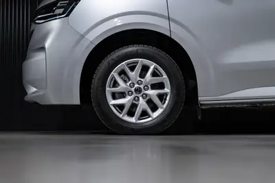 VW Caravelle 2.0 TDI Style — Monospace 8 places, faible kilométrage et équipé — Miniature 23