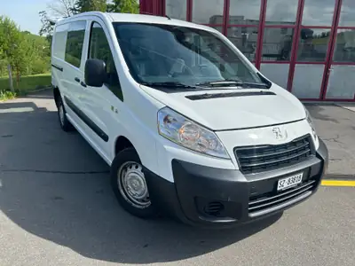 Peugeot Expert Dangel 4x4 — Utilitaire robuste avec transmission intégrale, 115'000 km — vista esterna