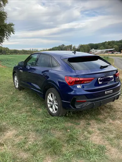 Audi Q3 Sportback 45 TFSI e — SUV coupé hybride rechargeable, 245 ch et faible kilométrage — Heckansicht