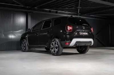Dacia Duster TCe 150 Prestige EDC — SUV compact fiable, peu kilométré, 4x2 — Miniatura 8