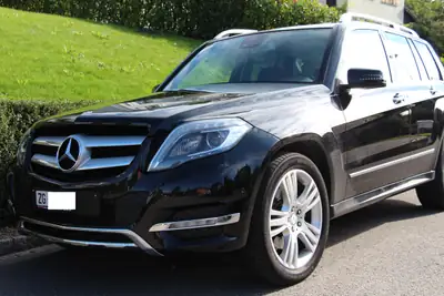 Mercedes-Benz GLK 220 CDI 4Matic — SUV compact robuste, transmission intégrale, diesel économe — côté