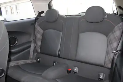 MINI Cooper 1.5i — Citadine dynamique, entretien réduit, sans sinistre — Miniatura 10