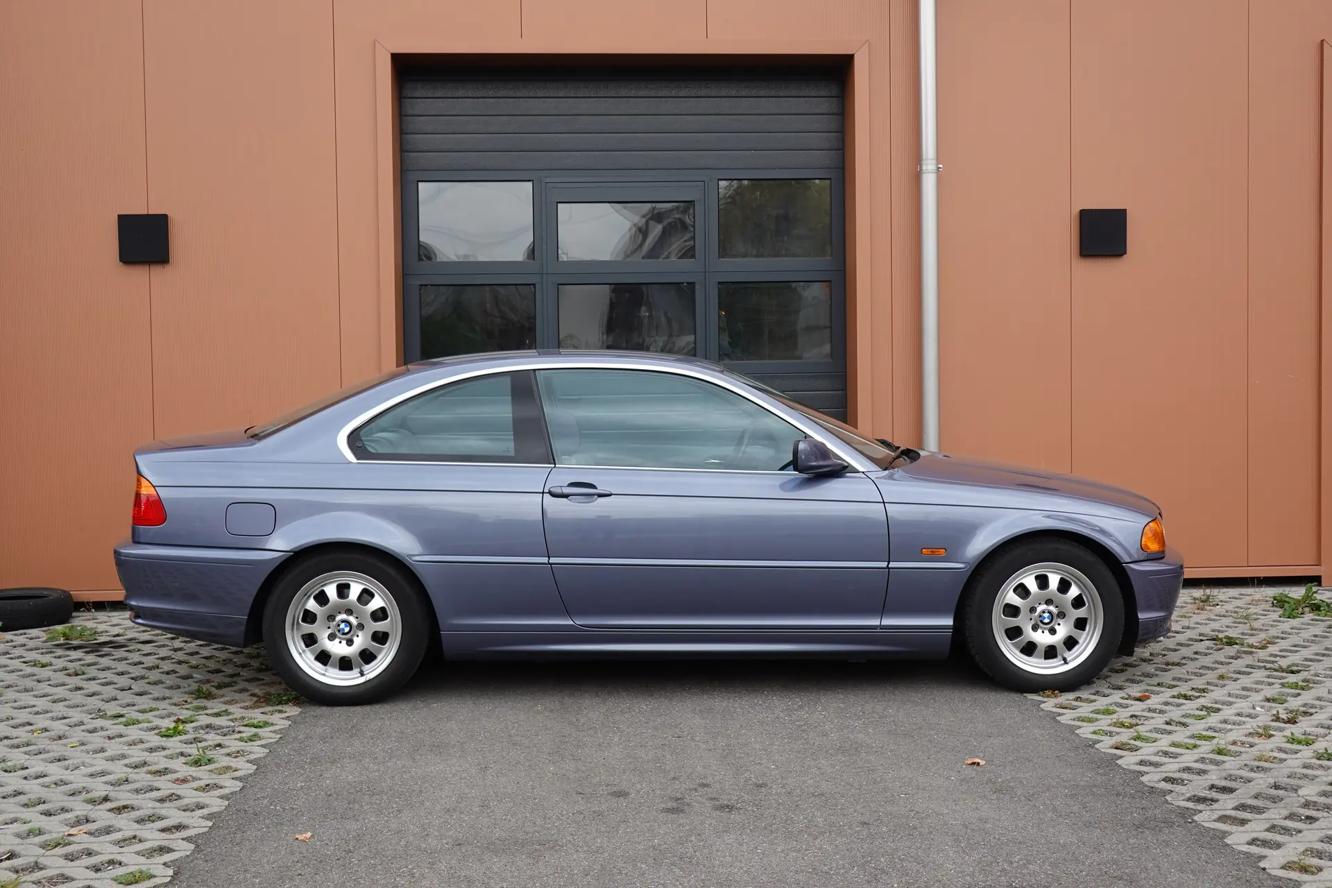 BMW 320 2001 occasion Denges — 4