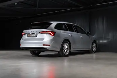 Skoda Octavia Combi 1.5 TSI — Break polyvalent, 73'890 km, équipé intelligemment — Miniature 8