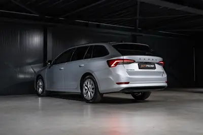 Skoda Octavia Combi 1.5 TSI — Break polyvalent, 73'890 km, équipé intelligemment — Miniature 9