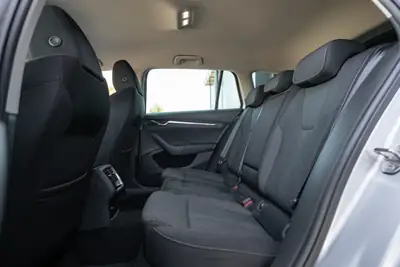 Skoda Octavia Combi 1.5 TSI — Break polyvalent, 73'890 km, équipé intelligemment — Miniature 12