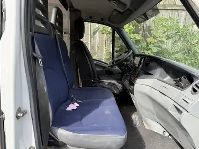 IVECO Daily 2.3 HPT 136 — Utilitaire fiable, entretien à jour, climatisation — Detail