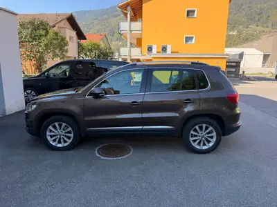 VW Tiguan 2.0 TDI — SUV diesel robuste, 61 500 km seulement — fianco