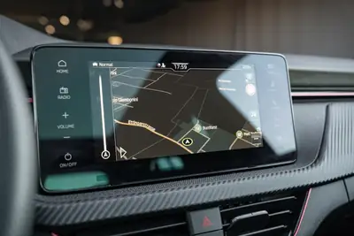 Skoda Scala 1.5 TSI Monte Carlo — Compacte dynamique avec 5 ans de garantie — Miniatur 19