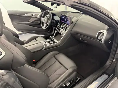 BMW 840i sDrive M Sport Pro — Cabriolet 2025, moteur 3.0L, première main avec garantie — Miniature 9