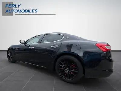 Maserati Ghibli 3.0 V6 S GranSport Q4 — Berline italienne 430 ch, série limitée Ribella 200ex — Innenraum