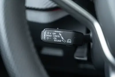 Skoda Kamiq 1.5 TSI Monte Carlo — SUV compact dynamique, 16 900 km seulement — Miniatur 21