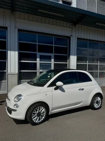 Fiat 500C Cabriolet TwinAir — Découvrable, économique et sans sinistre — vista posteriore