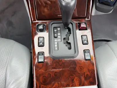 Mercedes-Benz SL 320 — Cabriolet sportif R129 au charme intemporel — Miniatura 14