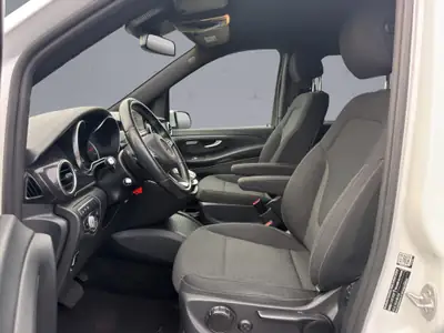 Mercedes-Benz V 250 d BlueTec — Van 7 places, 4matic, 95'000 km seulement — Miniatura 9