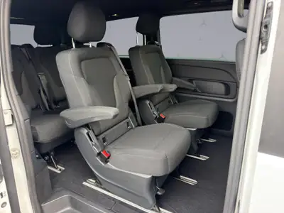 Mercedes-Benz V 250 d BlueTec — Van 7 places, 4matic, 95'000 km seulement — Miniatura 17