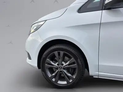 Mercedes-Benz V 250 d BlueTec — Van 7 places, 4matic, 95'000 km seulement — Miniatura 21
