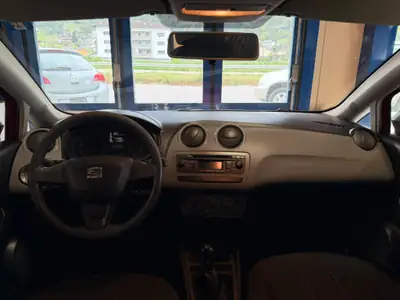SEAT Ibiza SC 1.2 TSI Style — Citadine dynamique, entretien inclus, 145 000 km — Miniatura 12