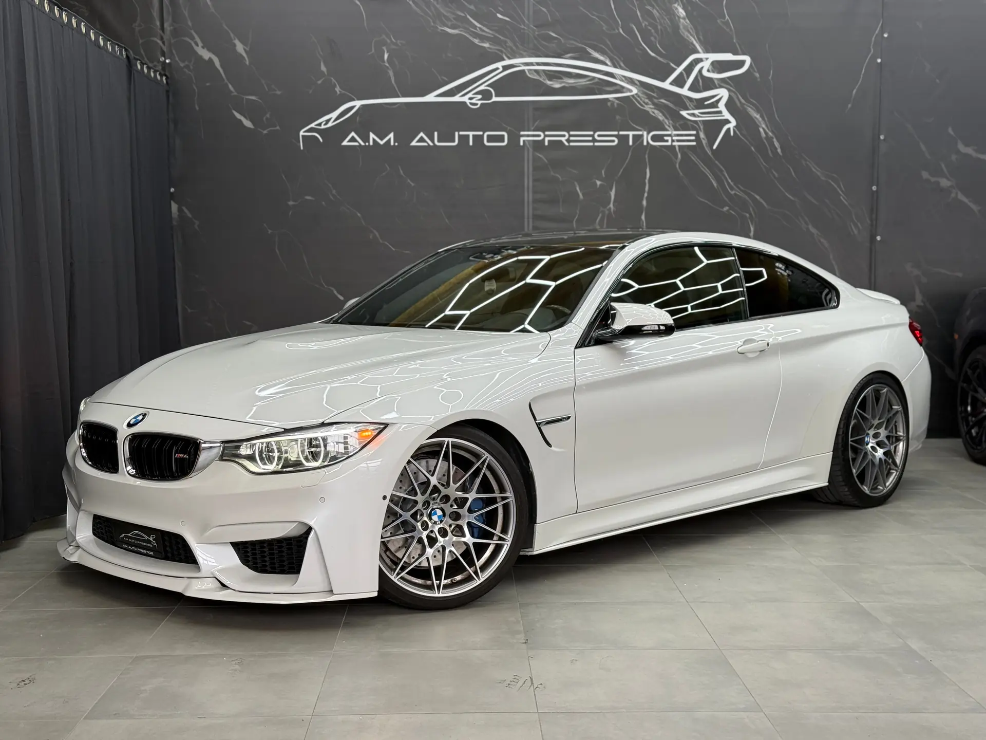 BMW M4 Coupé DKG — Sportive haute performance 431 ch, sans accident