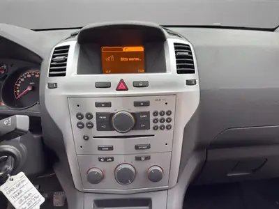 Opel Zafira 1.8i 16V Enjoy — Monospace 7 places fiable, attelage et faible kilométrage — Miniatur 15